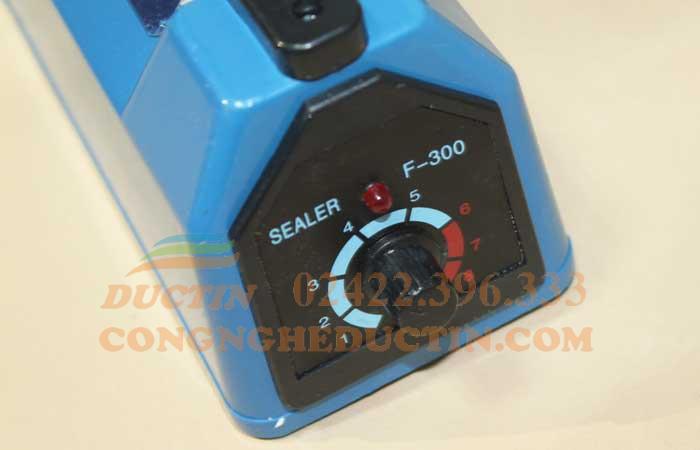 Bang-dieu-khien-may-han-tui-30cm