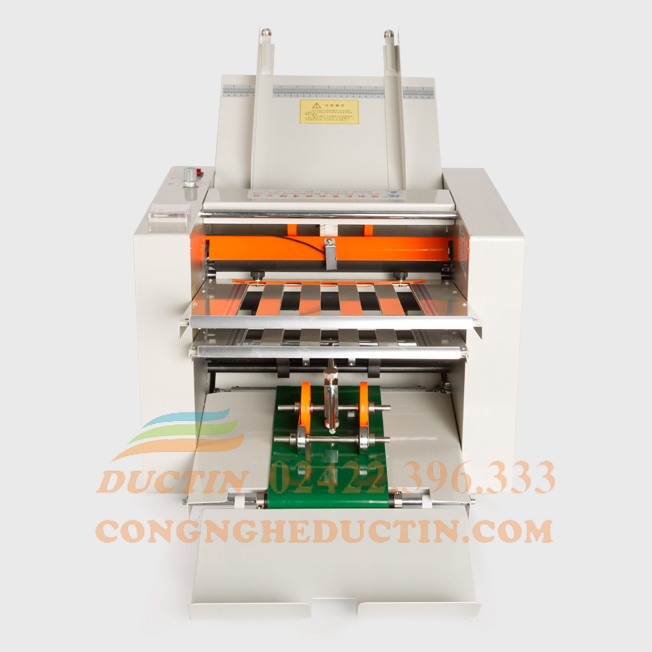 Mat-truoc-may-gap-giay