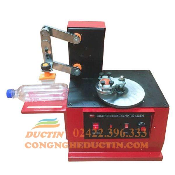 May-in-date-moi-chat-lieu