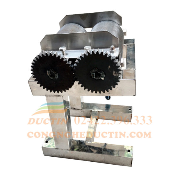 May-thai-bi-quay-tay