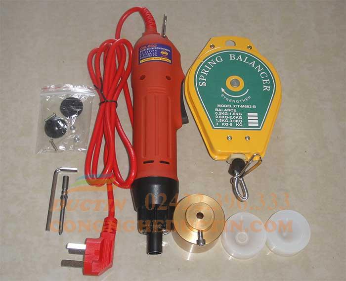 May-xoay-nap-chai-cam-tay-xn04 May-xoay-nap-chai-cam-tay-xn04