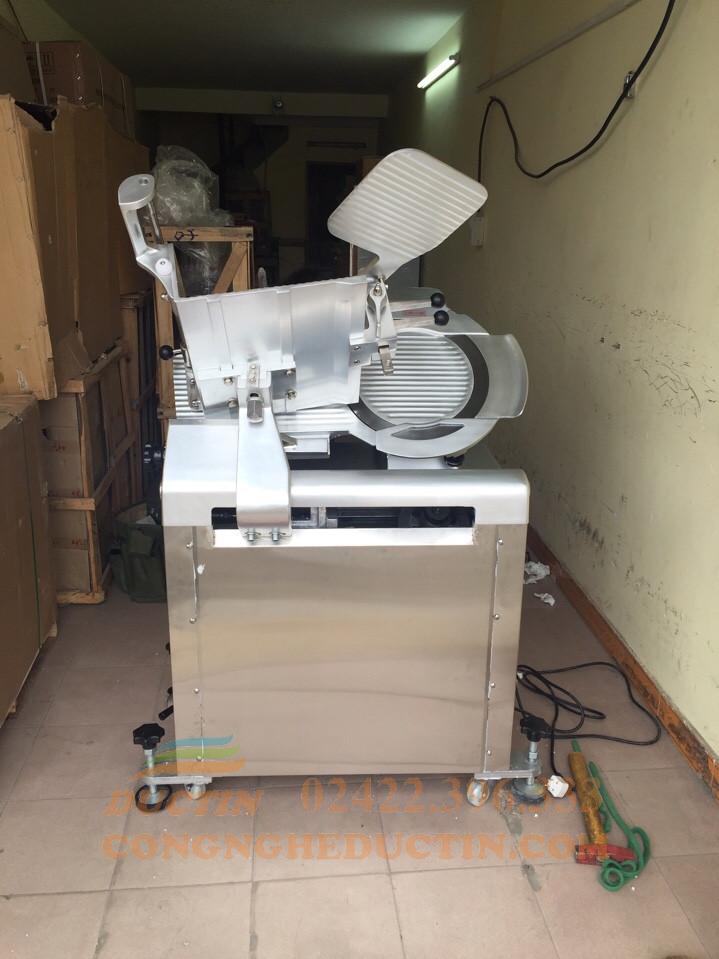 may-thai-thit-tu-dong-SL350