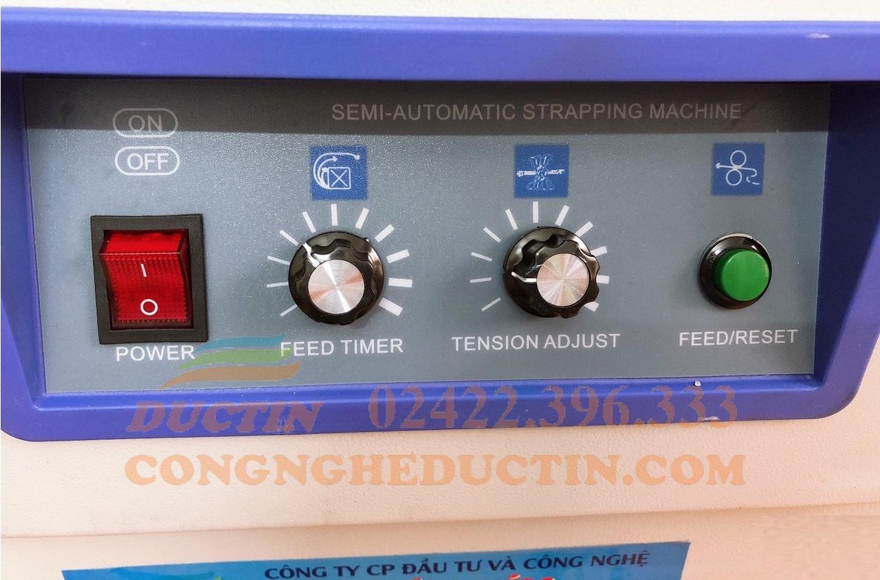 Bang-dieu-khien-may-dai-duc-tin-05