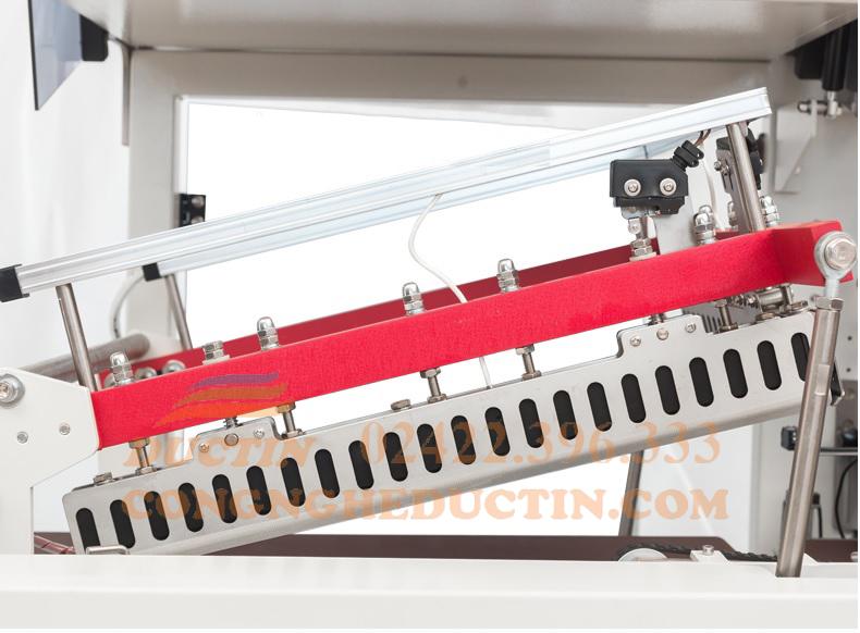 Khung-cat-cua-DSD4520